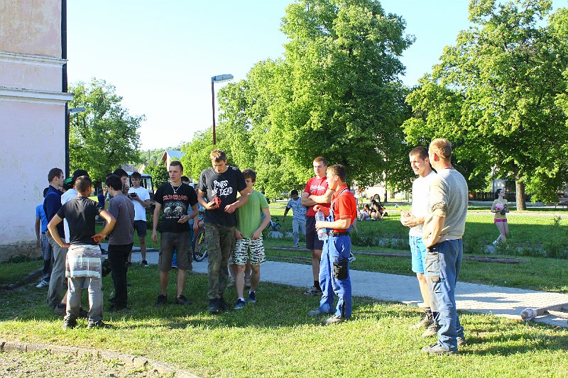 Stavanie maja (51).JPG